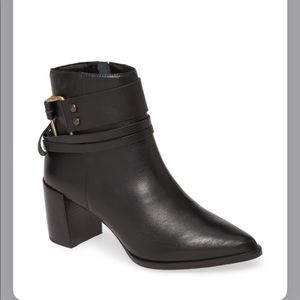 Matisse heeled bootie w/buckle detail sz 10